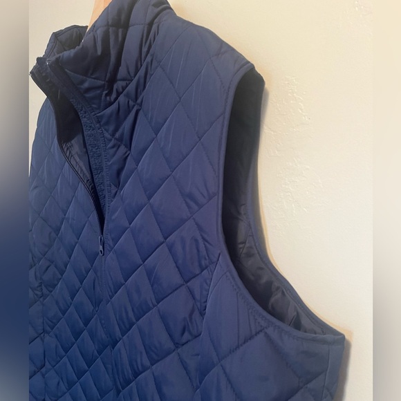 Lands' End Women's FeatherFree Insulated Vest in Navy Plus Size 2X Cabincore - Picture 4 of 9